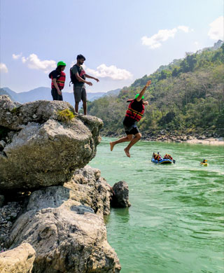 river-rafting-in-rishikesh